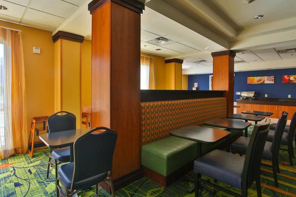 Fairfield Inn And Suites By Marriott San Antonio Northeast / Schertz / Rafb מראה חיצוני תמונה