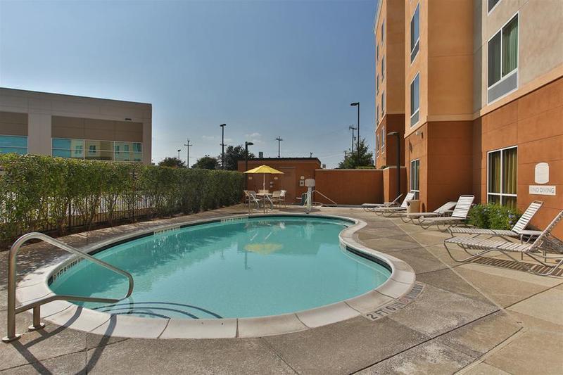 Fairfield Inn And Suites By Marriott San Antonio Northeast / Schertz / Rafb מראה חיצוני תמונה